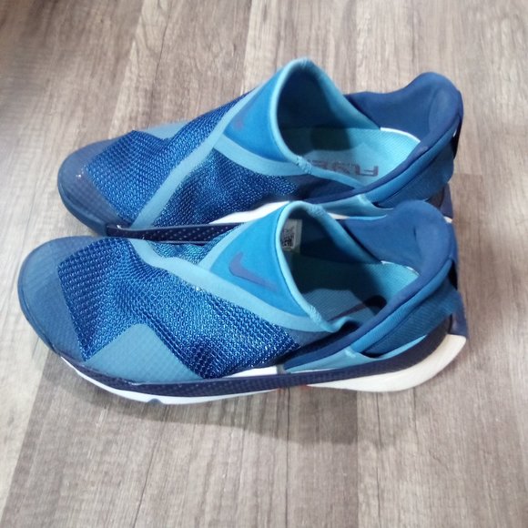 NIKE GO FLYEASE SNEAKERS - Picture 2 of 7